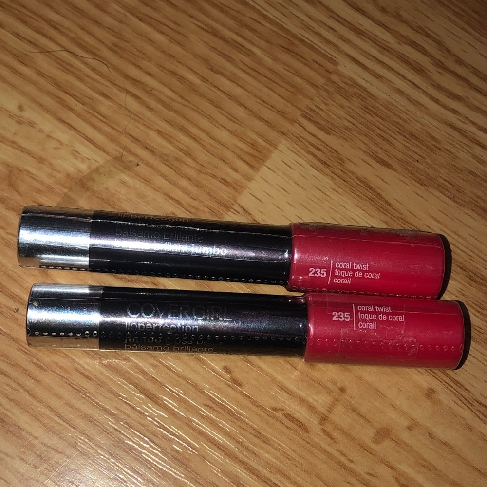 CoverGirl Coral Twist Lip perfection Jumbo Gloss NWT